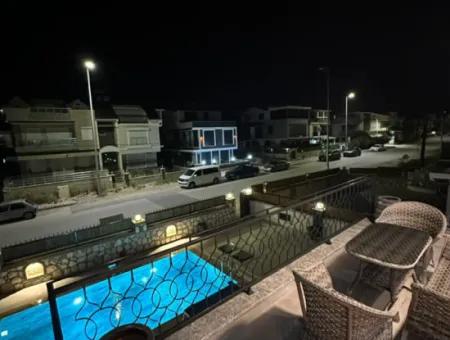 4 In 1 Voll Möblierte Freistehende Villa Mit Pool In Didim Efeler