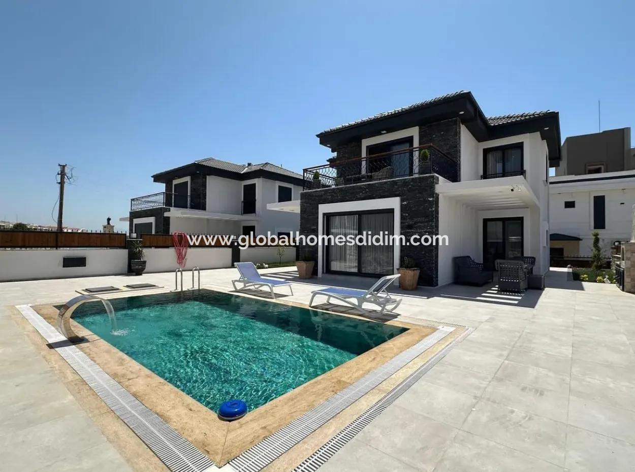 4 In 1 Fully Furnished Pool Detached Villa In Didim Efeler