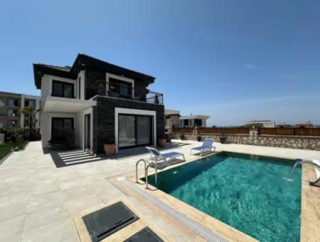 4 In 1 Fully Furnished Pool Detached Villa In Didim Efeler