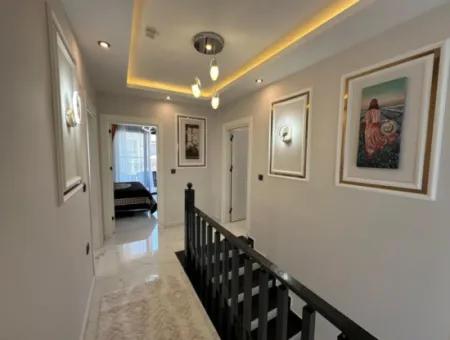 Didim Efeler'de 4+1 Full Eşyalı Havuz Müstakil Villa