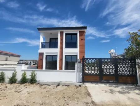 Didim'de Satılık Müstakil Villa Havuzlu 3+1