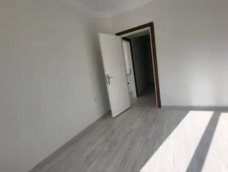 Didim Çarşı Merkezde 1+1 Daire Satilik